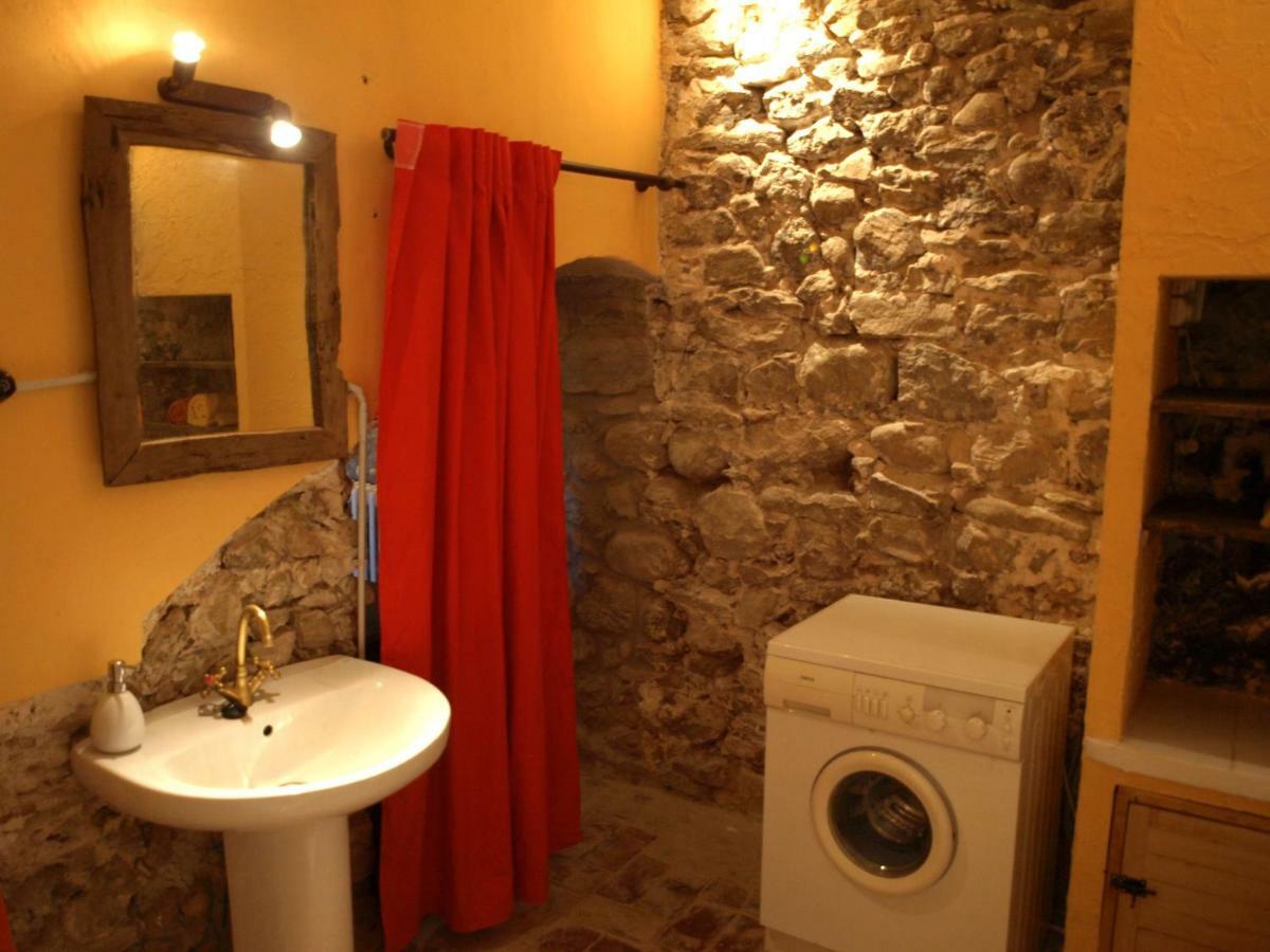 Ca La Iaia Veva Apartment Sant Joan les Fonts Exterior photo